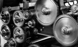 Quelle: https://www.pexels.com/photo/gray-scale-photo-of-gears-159298/